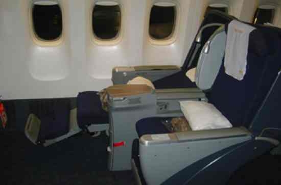 Classe Executiva no Boeing 777 da TAAG 